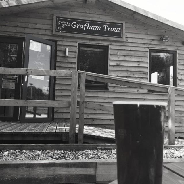 Grafham Water Lodge Exterior photo