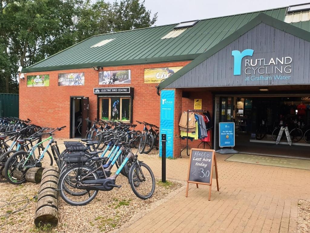 Grafham Water Lodge Exterior photo
