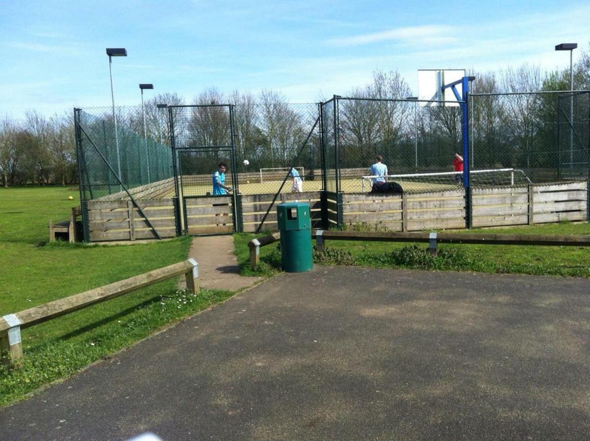 Grafham Water Lodge Exterior photo